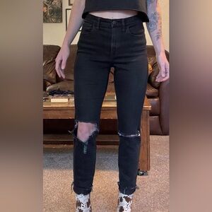 Madewell Black Distressed Women cigarette skinny Jeans
